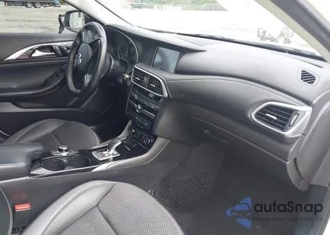 2018 Infiniti Qx30 Luxe z USA, uszkodzony, nr VIN SJKCH5CP0JA005056